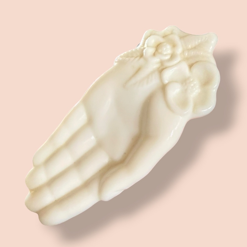 Avon Vintage White Milk Glass Hand Shaped Trinket Soap Dish Floral Detail 5.5"